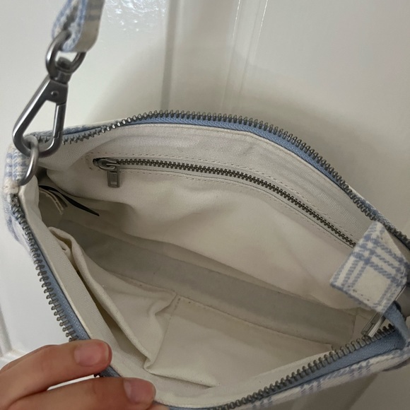 Brandy Melville Purse - Picture 3 of 3